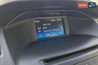 Седан Ford Focus 2016 в 