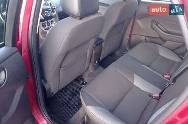 Седан Ford Focus 2014 в 