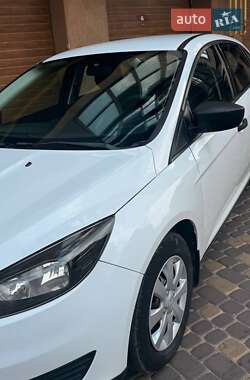 Седан Ford Focus 2016 в 