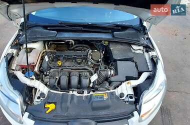 Седан Ford Focus 2012 в 