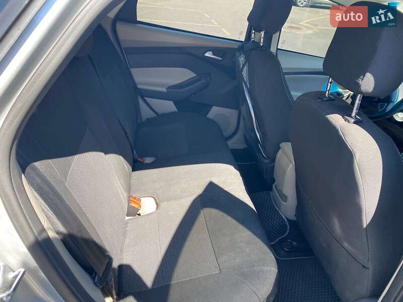 Седан Ford Focus 2016 в Чернигове фото 13 Седан Ford Focus 2016 в Чернигове
