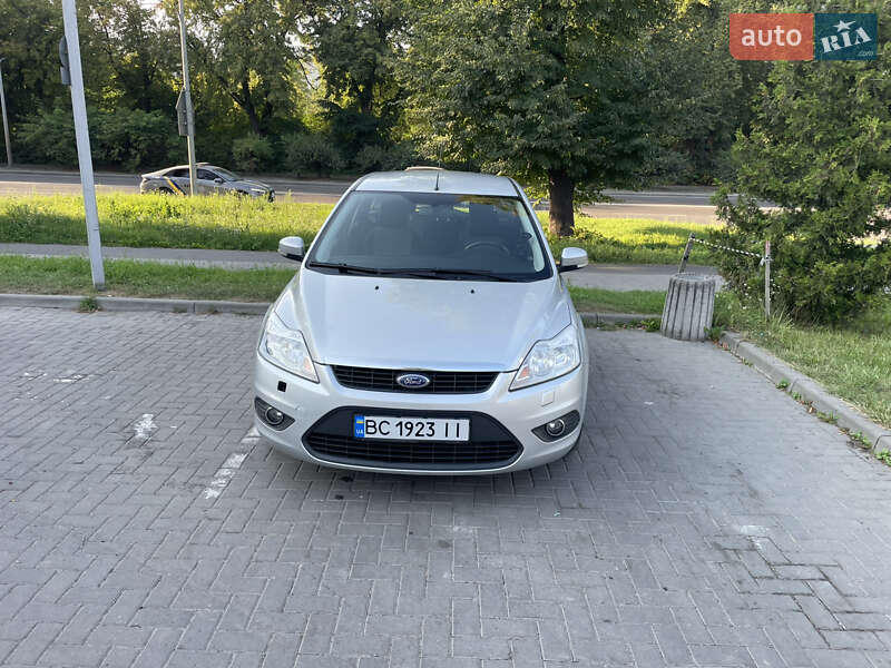 Ford Focus 2010 Ford Focus 2010