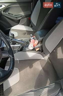 Седан Ford Focus 2013 в 