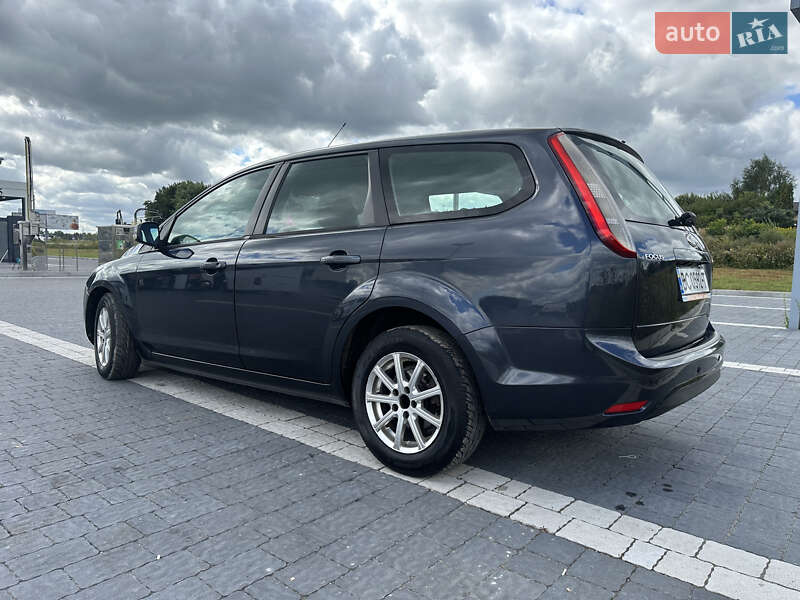 Универсал Ford Focus 2010 в Львове