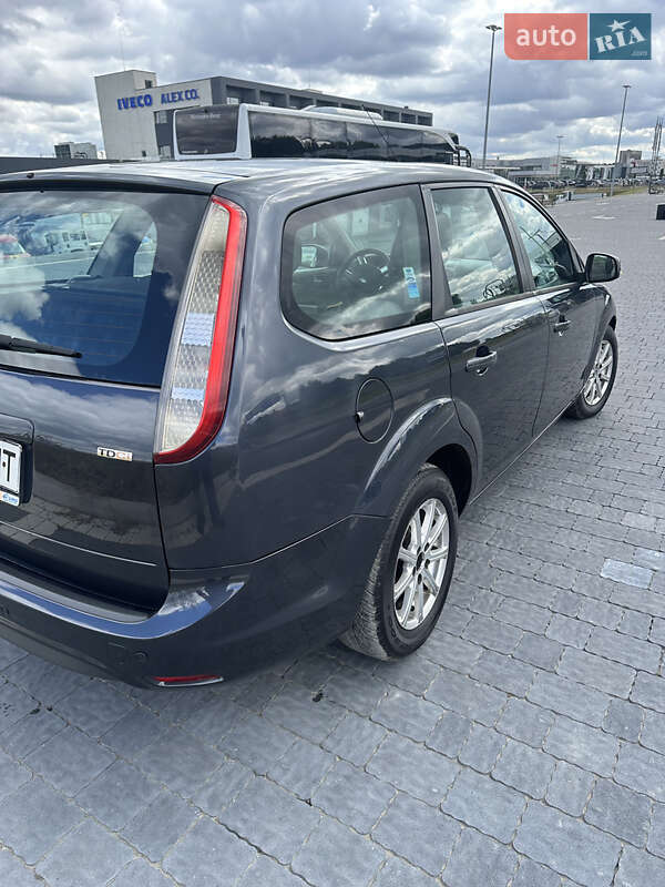 Универсал Ford Focus 2010 в Львове