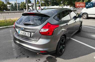 Хэтчбек Ford Focus 2012 в Киеве