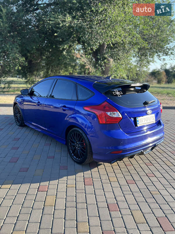 Хэтчбек Ford Focus 2014 в Измаиле