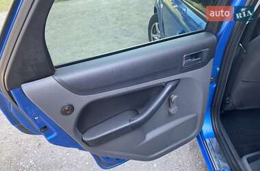 Хэтчбек Ford Focus 2007 в 