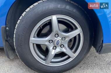 Хэтчбек Ford Focus 2007 в 