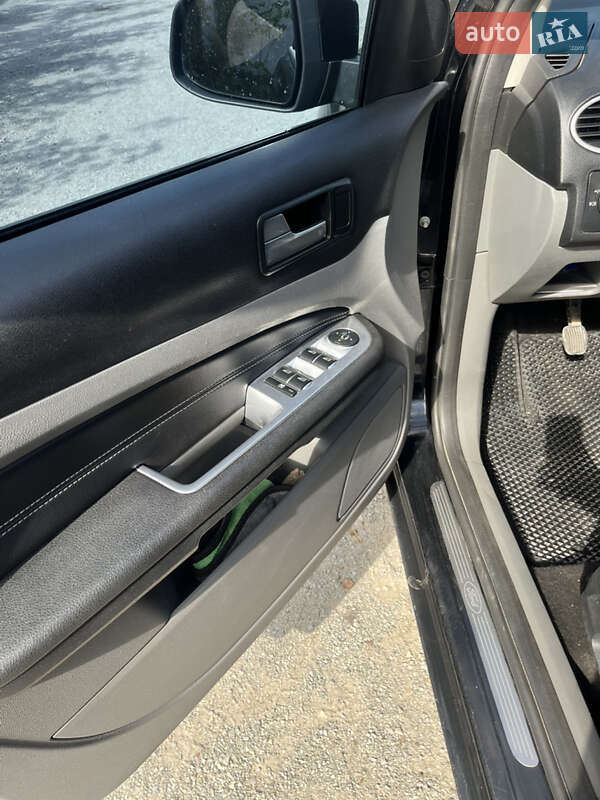 Универсал Ford Focus 2008 в Лановцах