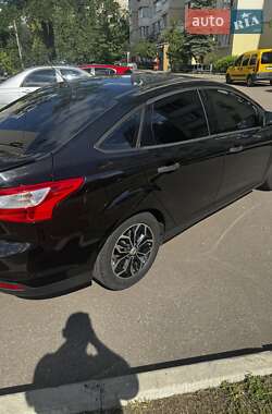 Седан Ford Focus 2014 в 