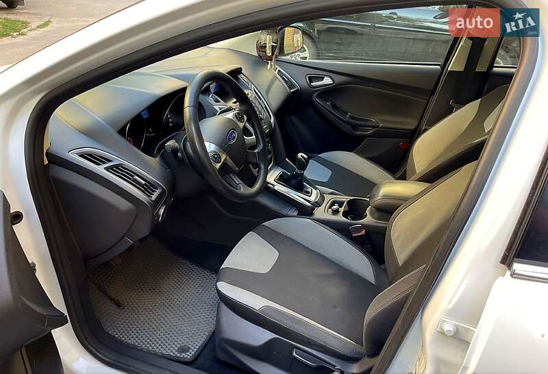 Хэтчбек Ford Focus 2012 в Кременчуге