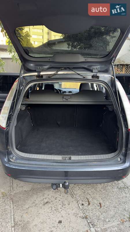 Универсал Ford Focus 2010 в Львове