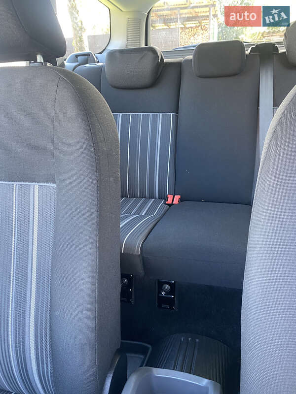 Універсал Ford Focus 2010 в Бориславі