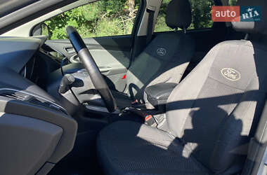 Универсал Ford Focus 2013 в 
