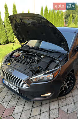 Седан Ford Focus 2017 в 