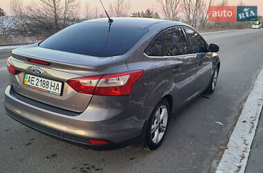 Седан Ford Focus 2012 в 