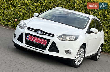 Универсал Ford Focus 2014 в 