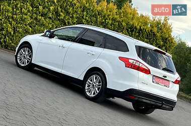 Универсал Ford Focus 2014 в 