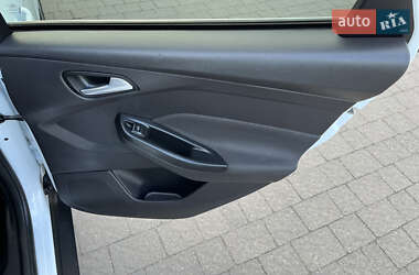 Универсал Ford Focus 2014 в 