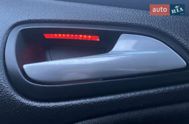 Универсал Ford Focus 2014 в 