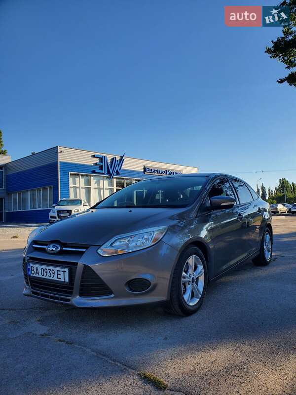 Седан Ford Focus 2014 в 