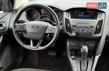 Хэтчбек Ford Focus 2018 в 