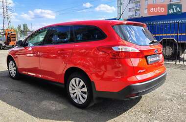 Универсал Ford Focus 2014 в 