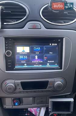 Универсал Ford Focus 2010 в 