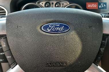 Универсал Ford Focus 2011 в 