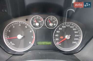 Універсал Ford Focus 2004 в 