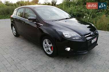 Хэтчбек Ford Focus 2013 в 
