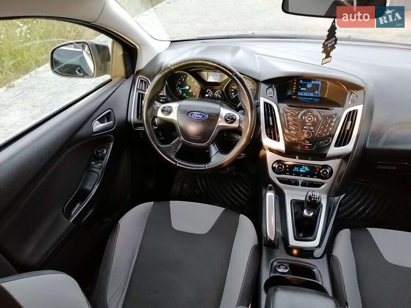 Хэтчбек Ford Focus 2013 в Здолбунове
