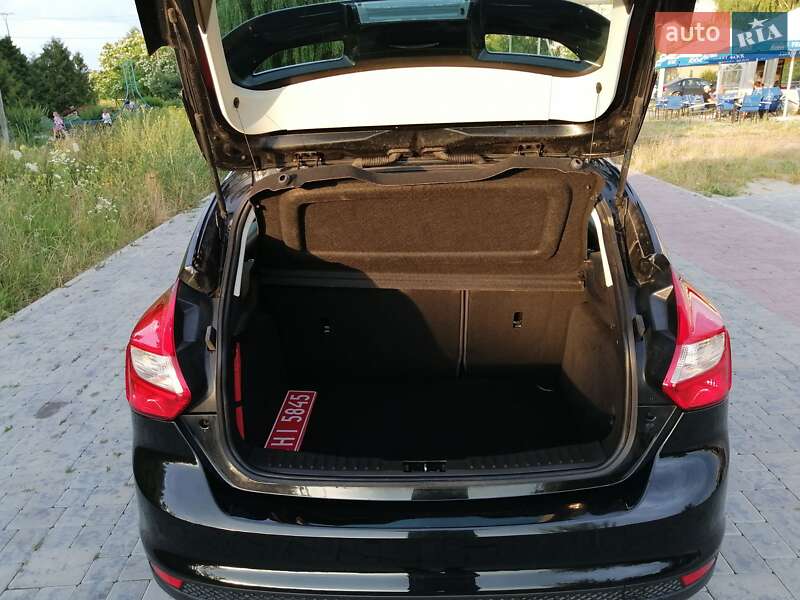 Хэтчбек Ford Focus 2013 в Здолбунове