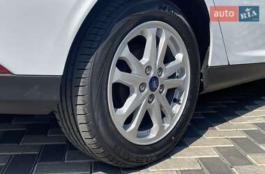 Хэтчбек Ford Focus 2017 в 