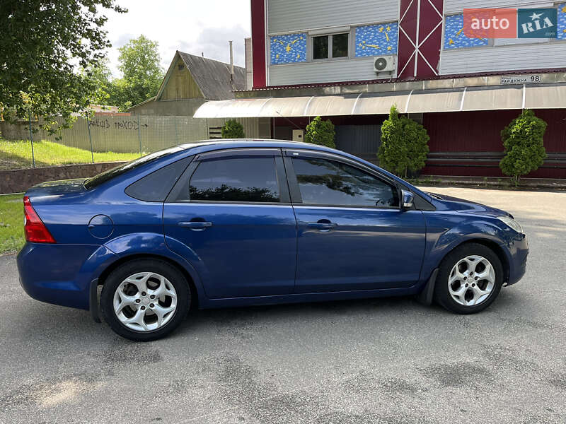Седан Ford Focus 2008 в Киеве