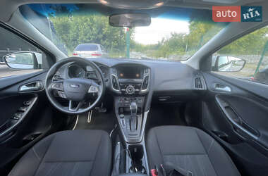 Седан Ford Focus 2018 в 
