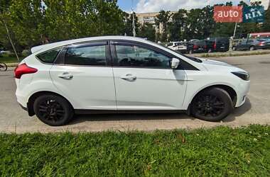 Хэтчбек Ford Focus 2017 в 