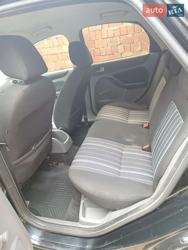 Универсал Ford Focus 2011 в Черновцах фото 5 Универсал Ford Focus 2011 в Черновцах