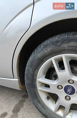 Универсал Ford Focus 2004 в 