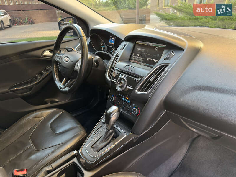 Седан Ford Focus 2015 в Одессе