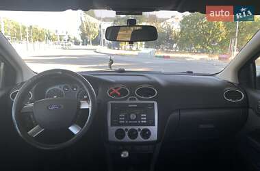 Седан Ford Focus 2006 в 