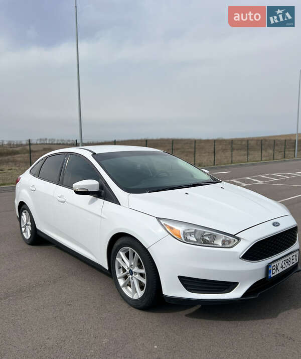 Седан Ford Focus 2016 в 