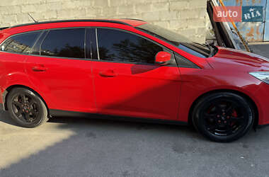 Универсал Ford Focus 2011 в 