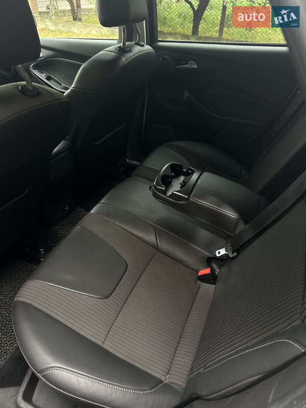 Хэтчбек Ford Focus 2013 в Ивано-Франковске