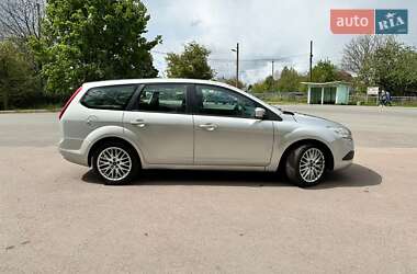 Универсал Ford Focus 2010 в 