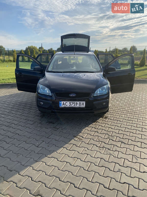 Хэтчбек Ford Focus 2006 в Луцке фото 2 Хэтчбек Ford Focus 2006 в Луцке