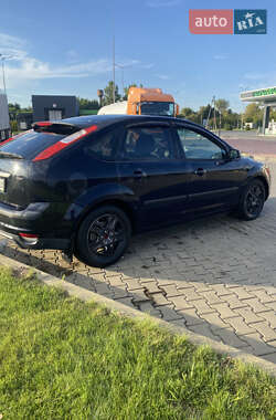 Хэтчбек Ford Focus 2006 в 