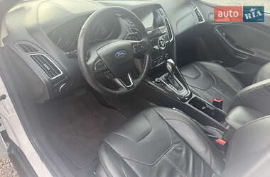 Хэтчбек Ford Focus 2017 в 