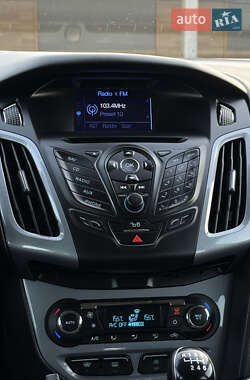 Универсал Ford Focus 2012 в 